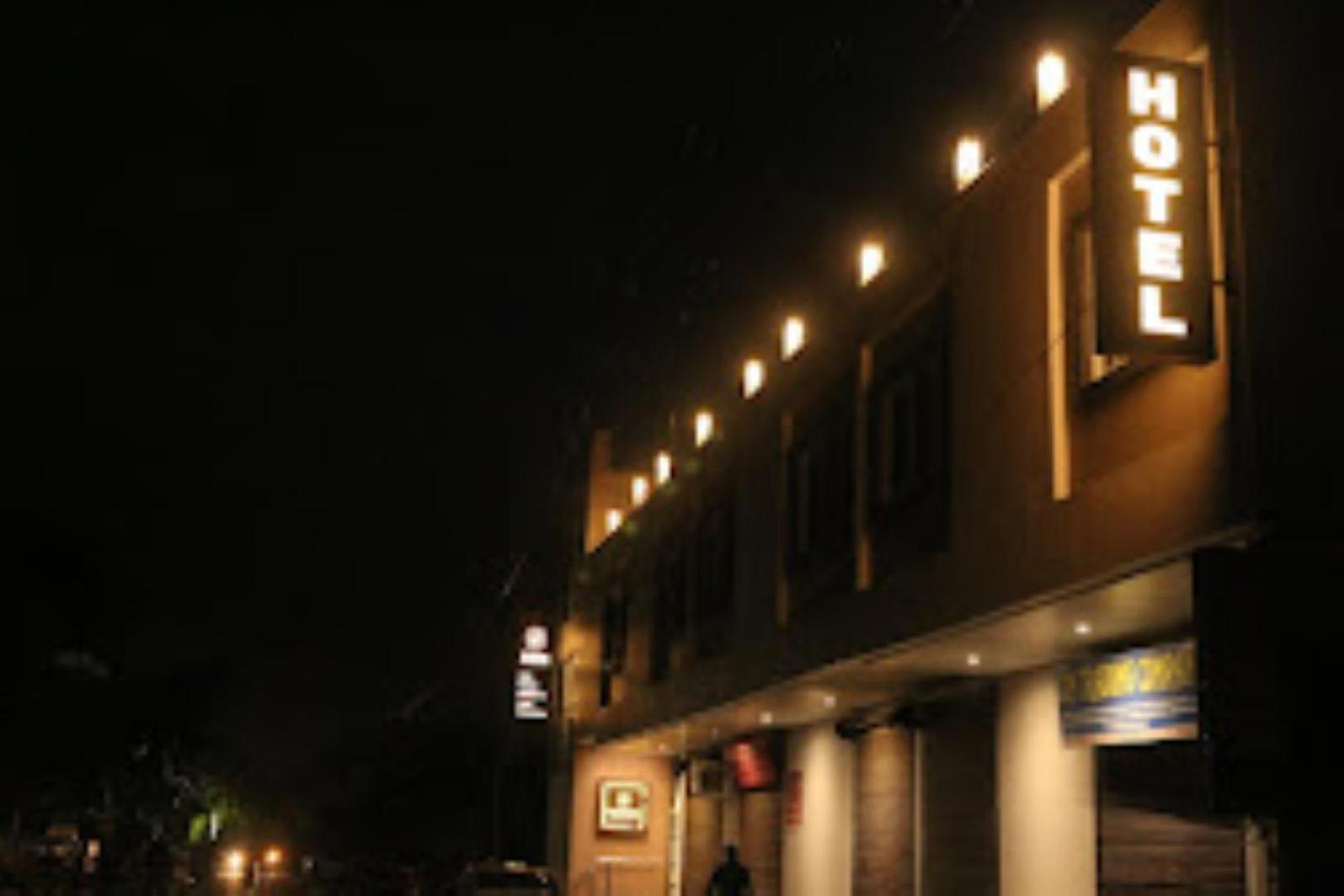 The Imperial Hotel And Convention Centre Kānpur Eksteriør bilde